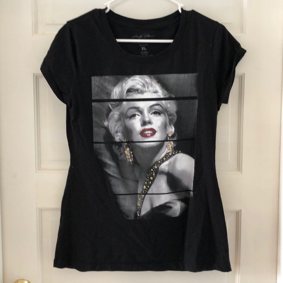 Marilyn Monroe Tops - Marilyn Monroe T-shirt